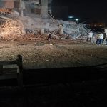 إزالة احد الأبراج المخالفة على نهر النيل بمحافظة المنيا تنفيذاً للقانون وردعاً لكل مخالف
