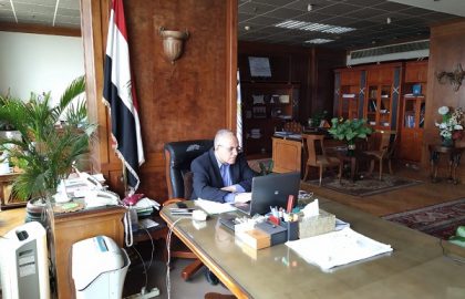 د/ عبد العاطى يجتمع بوكلاء الوزاره في جميع المحافظات