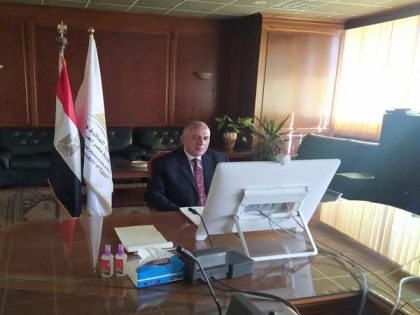 عبد العاطى والمصيلحي والقصير يناقشون تطوير زراعة