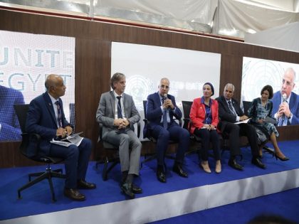 د/سويلم يشارك في جلسة “التكيف مع التغيرات المناخية فى قطاع الزراعة
